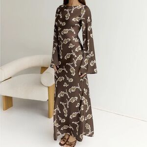 Petal and Pup Maia Print Long Sleeve Maxi Dress